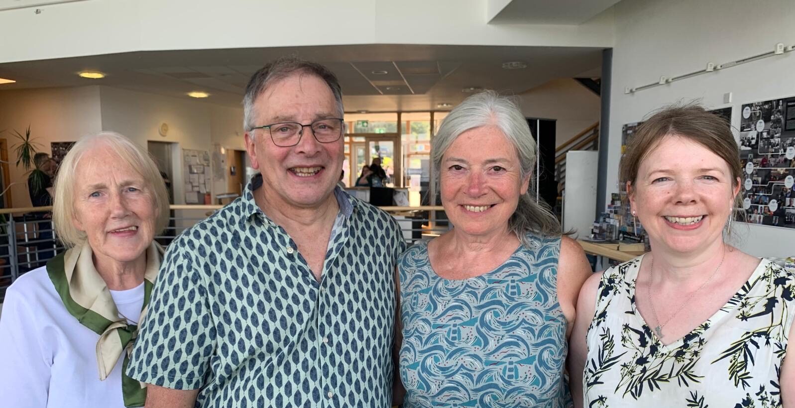 C-D: An Dr Gillian Rothach, Mark Wringe, An t-Oll. Meg Bateman, An Dr Marsaili NicLeòid