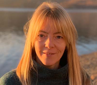 Lisa NicDhòmhnaill